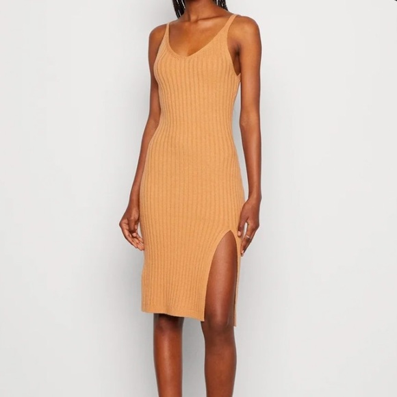 Hollister Elegant Tan Ribbed Knit Dress Boho Beach Vacation Bodycon Dress - Picture 3 of 11